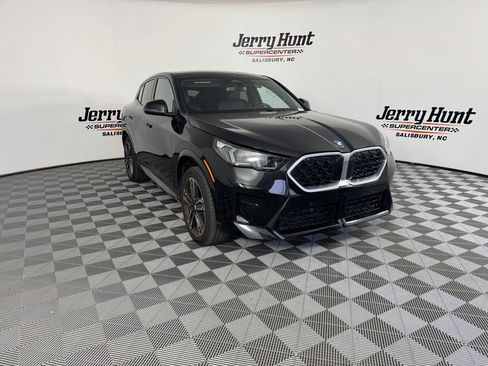 Used 2025 BMW X2 xDrive28i image 8
