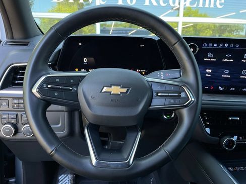 Used 2025 Chevrolet Tahoe LT AWD/4WD image 15