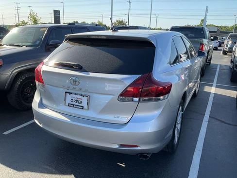 Used 2013 Toyota Venza LE w/ LE Convenience Pkg image 4