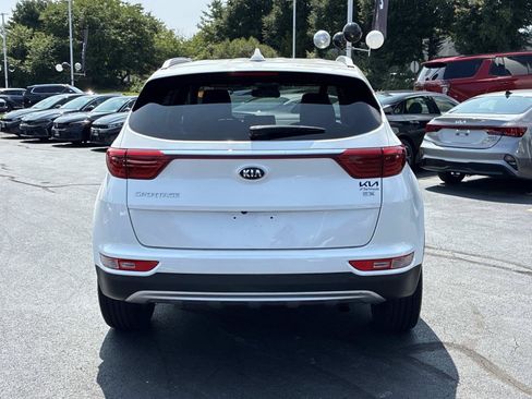 Used 2019 Kia Sportage EX w/ EX Sport Appearance Package AWD/4WD image 6