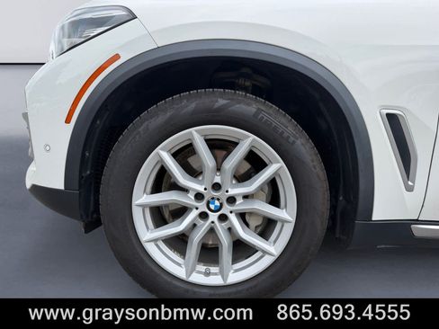 Used 2020 BMW X5 xDrive40i w/ Convenience Package AWD/4WD image 9
