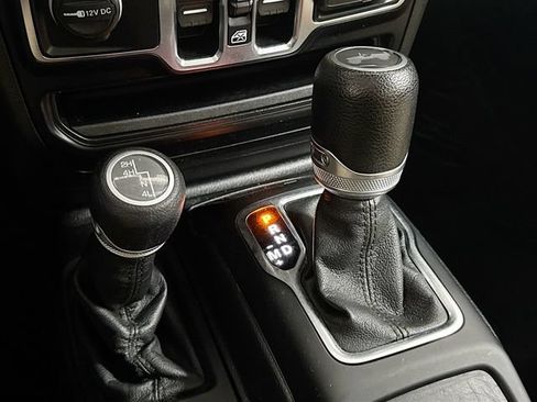 Used 2020 Jeep Wrangler Unlimited Sport AWD/4WD image 17