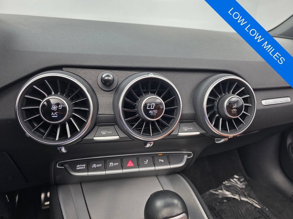 Used 2022 Audi TT 2.0T AWD/4WD image 22
