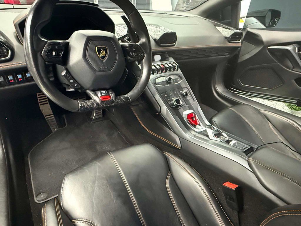 Used 2017 Lamborghini Huracan LP 580-2 RWD image 19