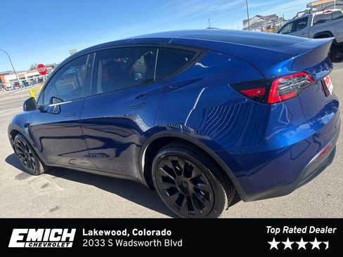 Used 2024 Tesla Model Y Long Range image 3
