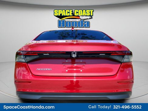 Used 2023 Honda Accord EX image 9