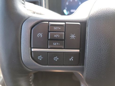 Certified 2024 Ford F250 Lariat w/ Tremor Off-Road Package AWD/4WD image 25