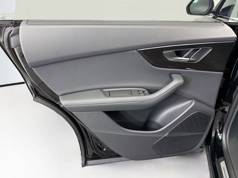 New 2026 Audi Q8 Premium Plus image 26