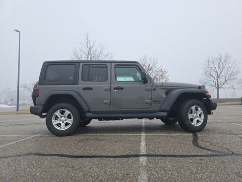 Used 2023 Jeep Wrangler Sport S AWD/4WD image 15