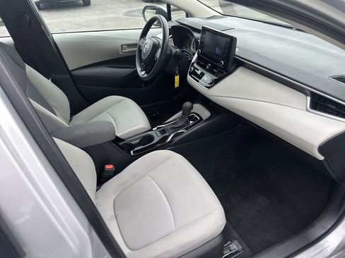 Used 2022 Toyota Corolla LE image 34