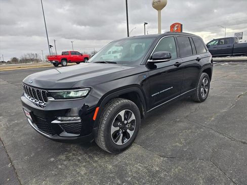 Used 2024 Jeep Grand Cherokee Limited 4xe AWD/4WD image 7