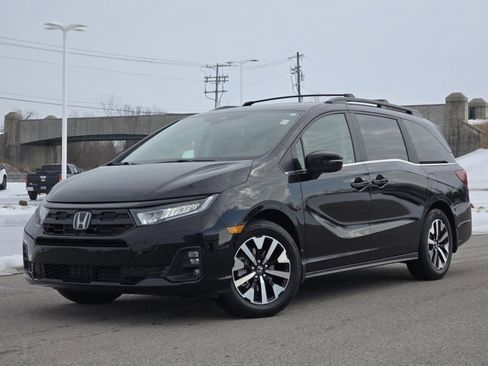 New 2026 Honda Odyssey EX-L image 2