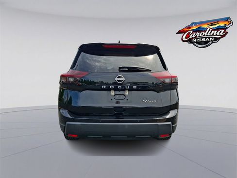 Used 2024 Nissan Rogue SV AWD/4WD image 5