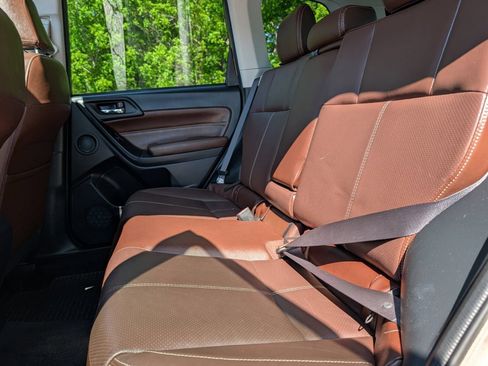 Used 2018 Subaru Forester 2.5i Touring AWD/4WD image 20