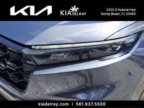 Used 2025 Honda CR-V Sport image 8