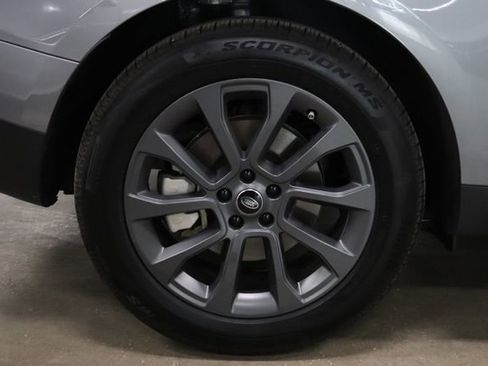 Used 2025 Land Rover Range Rover Sport SE AWD/4WD image 40