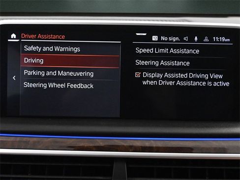 Used 2022 BMW 750i xDrive 750i xDrive w/ Executive Package image 36