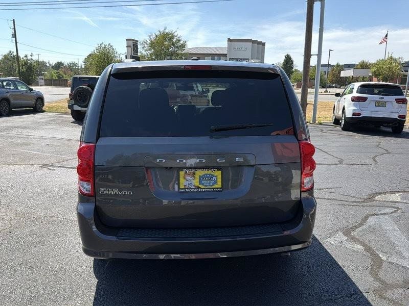 Used 2020 Dodge Grand Caravan SE FWD image 9