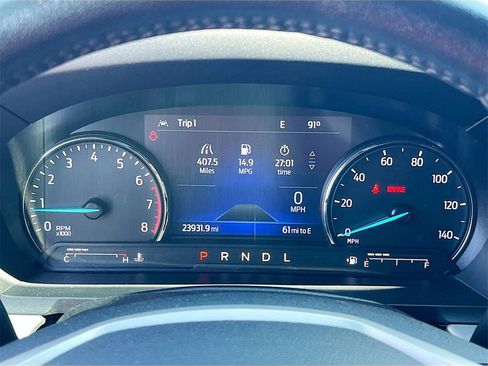 Used 2022 Ford Explorer XLT image 12