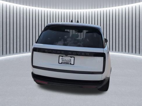 Used 2024 Land Rover Range Rover SE AWD/4WD image 13