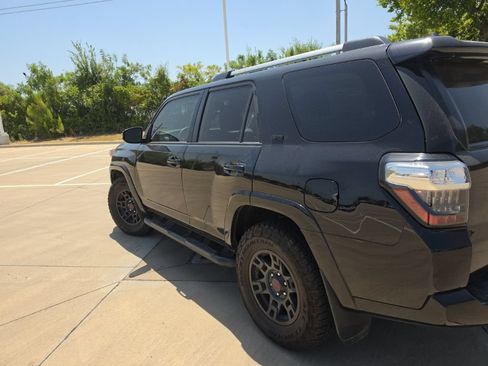 Used 2020 Toyota 4Runner SR5 Premium RWD image 4