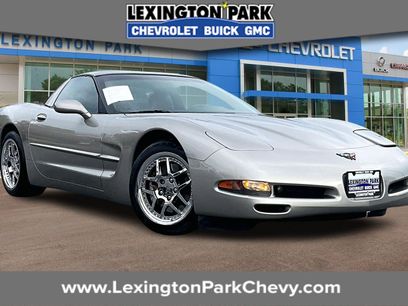 Used 2000 Chevrolet Corvette Coupe w/ Roof Pkg