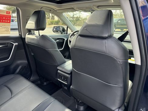 New 2025 Toyota RAV4 XLE Premium image 31