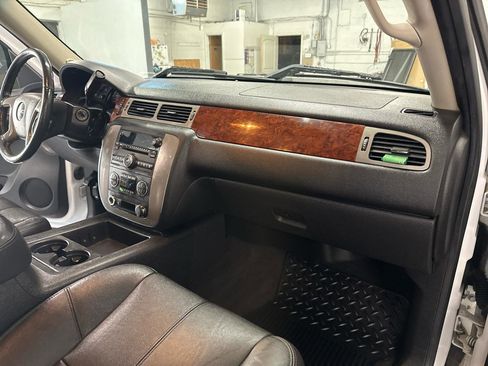 Used 2013 GMC Sierra 1500 SLT AWD/4WD image 48