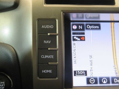 Used 2017 Lexus GX 460 w/ Navigation Package image 38