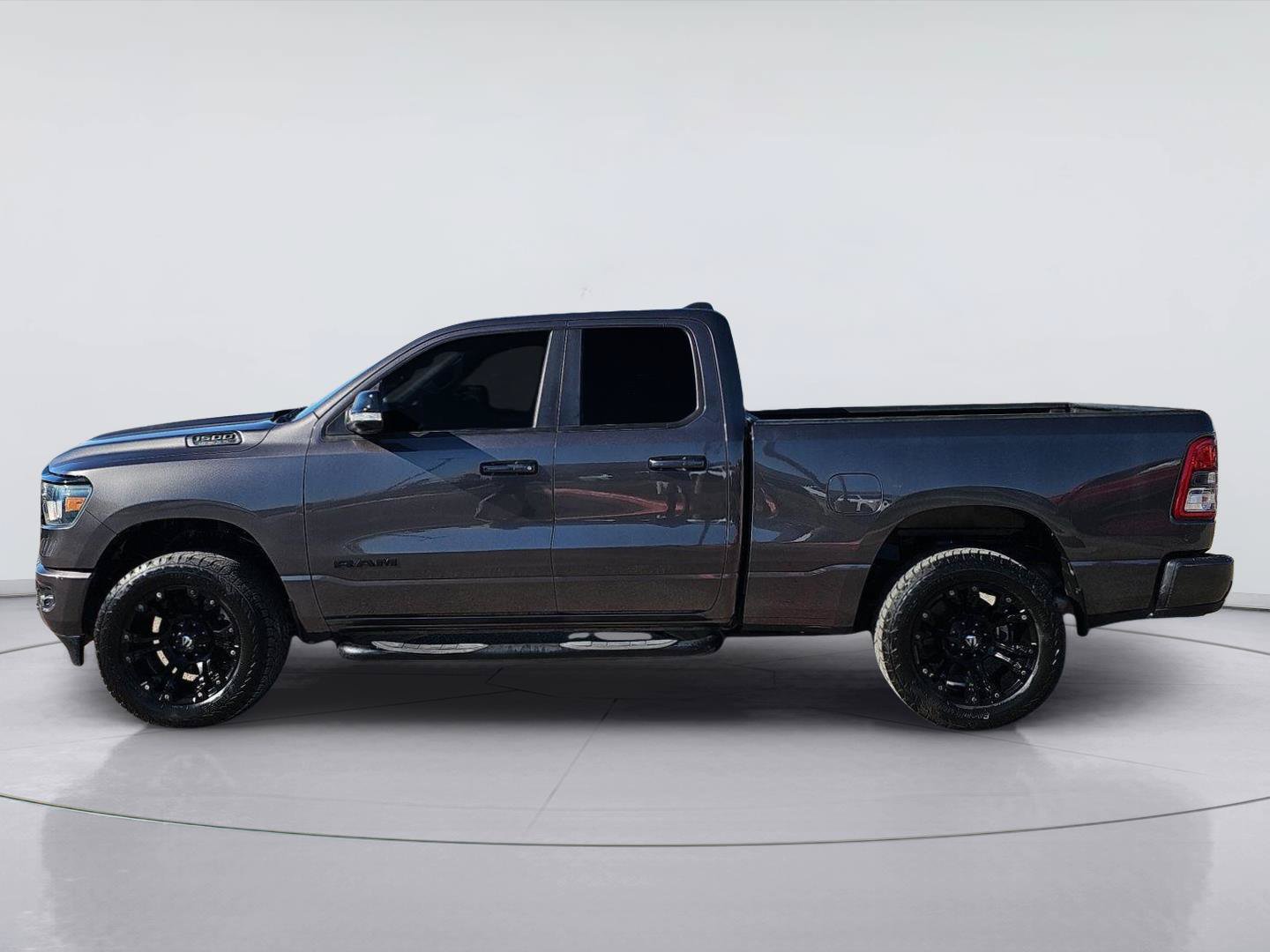 Used 2022 RAM 1500 Lone Star AWD/4WD image 2