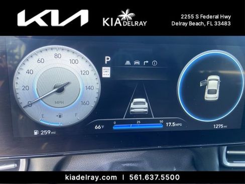 Used 2025 Hyundai Elantra SEL image 29