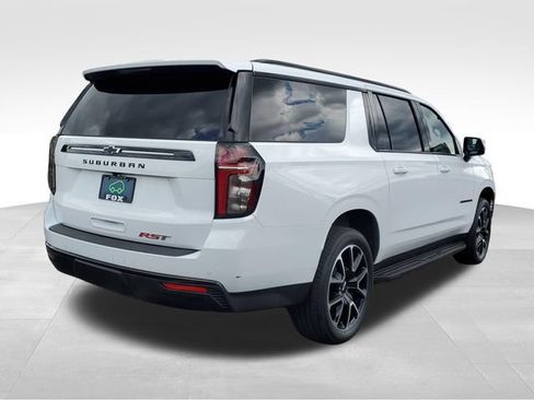 Certified 2024 Chevrolet Suburban RST w/ Luxury Package AWD/4WD image 5