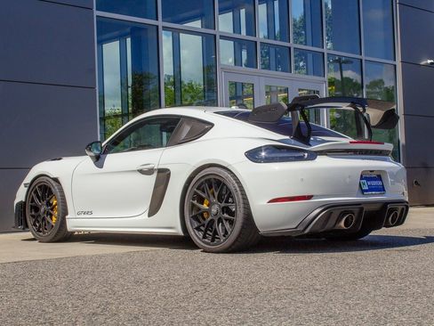 Used 2024 Porsche 718 Cayman GT4 RS w/ Weissach Package image 8