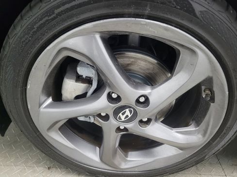 Used 2020 Hyundai Veloster 2.0 image 31