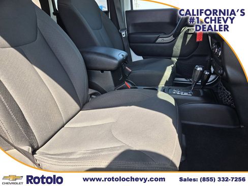 Used 2018 Jeep Wrangler Unlimited Sport S AWD/4WD image 11
