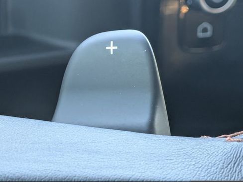 Used 2023 GMC Sierra 1500 AT4 w/ AT4 Premium Package image 31