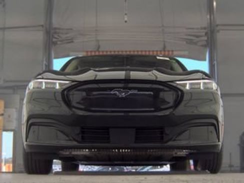Used 2023 Ford Mustang Mach-E Premium AWD/4WD image 3