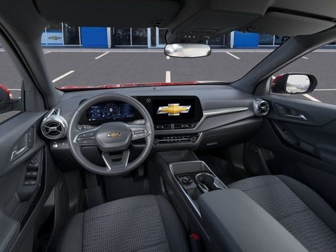New 2026 Chevrolet Equinox LT w/ LPO, Floor Liner Package FWD image 15