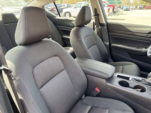 Used 2024 Nissan Altima 2.5 S image 16