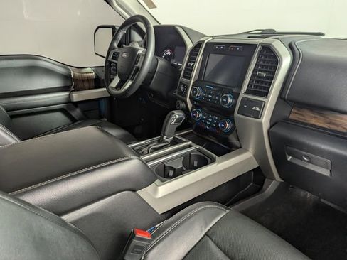 Used 2018 Ford F150 Lariat AWD/4WD image 29