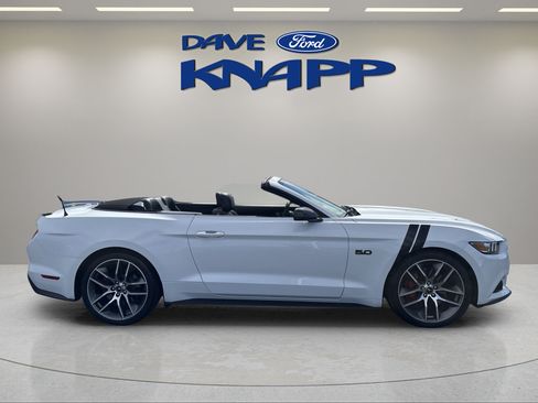 Used 2016 Ford Mustang GT Premium w/ Equipment Group 401A RWD image 13