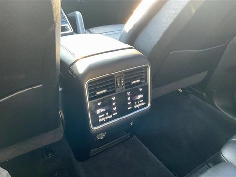 Used 2021 Porsche Cayenne GTS AWD/4WD image 10