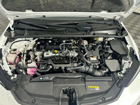 Used 2025 Toyota Prius XLE image 33