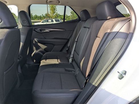 Used 2023 Buick Envision Preferred image 26