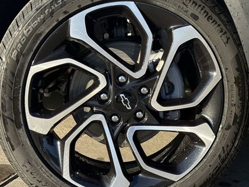 New 2026 Chevrolet Trax RS w/ Sunroof Package image 10