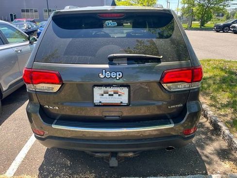 Used 2020 Jeep Grand Cherokee Limited w/ Luxury Group II AWD/4WD image 3