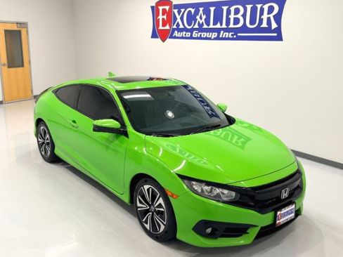 Used 2018 Honda Civic EX-T image 2