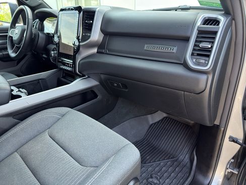 Used 2024 RAM 1500 Big Horn AWD/4WD image 42