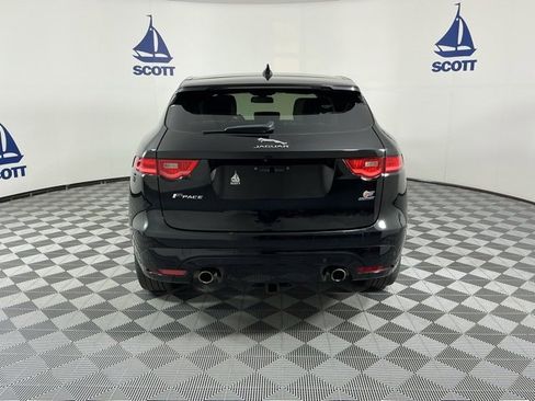 Used 2018 Jaguar F-PACE S image 5