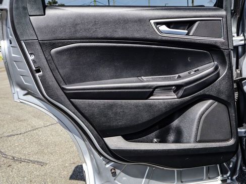 Used 2024 Ford Edge SEL image 36